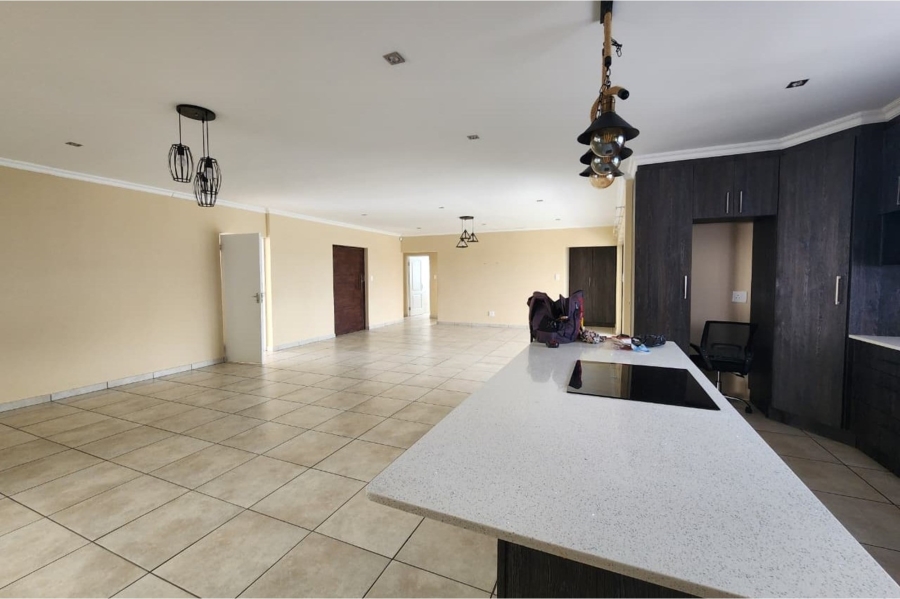 To Let 4 Bedroom Property for Rent in Fountains Estate Eastern Cape